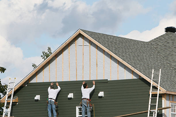 Professional Siding technician working in Brilliant, OH